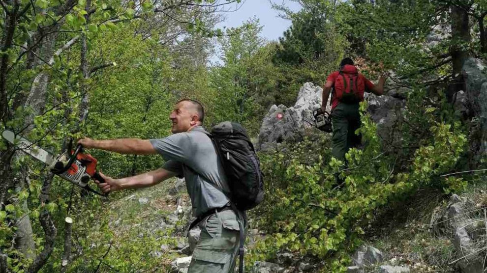 Sutra volonterska akcija čišćenja i uređenja staza na planini Vlašić