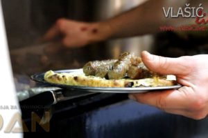 Porodična tradicija i kvaliteta: Ćevabdžinica "Merdan" na Vlašiću